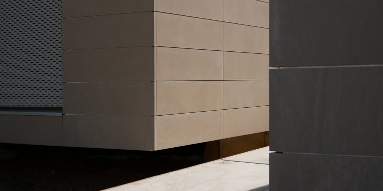 Detall - La façana ventilada és el sistema d'aïllament de major qualitat